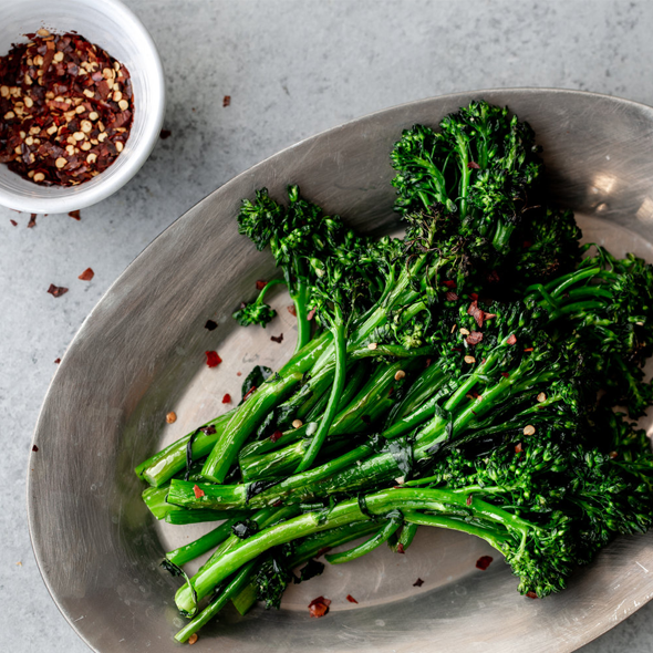 Broccolini, Garlic & Chili Flakes Guarniciones para Compartir Jakes