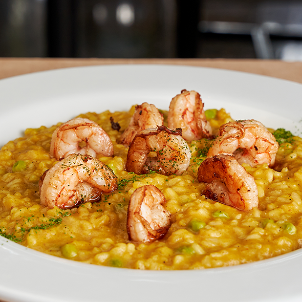 Risotto al Curry con Camaroncitos Pastas Jakes