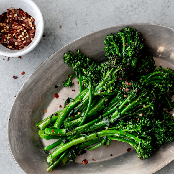 Broccolini, Garlic & Chili Flakes Guarniciones para Compartir Jakes   